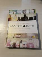 Sk&ouml;nhetsbibeln allt om smink, perfekt h&aring;r, proffsens hemligheter, tidsbokade ingrepp, skr&auml;ddarsydd hudv&aring;rd