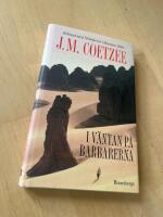 I v&auml;ntan p&aring; barbarerna