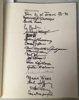 (Autografer) Diktarna skriver : fr&aring;n Bo Bergman till Tomas Transtr&ouml;mer : fyrtiotre dikter ur Calman de P&aacute;ndys lyriska g&auml;stbok