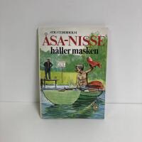 &Aring;sa-Nisse h&aring;ller masken