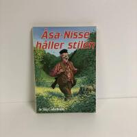 &Aring;sa-Nisse h&aring;ller stilen