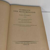 Lehrbuch der meteorologie
