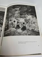 Finland i bild. Land och folk i helg och s&ouml;cken