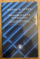 &Ouml;gonblickets psykologi : Om tid och f&ouml;r&auml;ndring i psykoterapi och vardagsliv