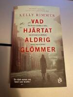 Vad hj&auml;rtat aldrig gl&ouml;mmer