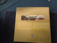 Svenskt pansar : [90 &aring;r av svensk stridsfordonsutveckling]