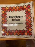 Korsstygnsboken : [korsstygn och tvists&ouml;m]