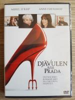 Dj&auml;vulen b&auml;r Prada (Inplastad)