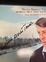 Borta Bra Men Hemma B&auml;st - Visor Och Ballader Av Evert Taube (Signerad autograf av Sven-Bertil Taube)