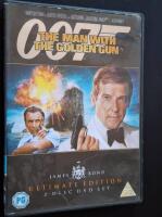 Mannen med den gyllene pistolen (The man with the golden gun) Ultimate edition (2-Disc)