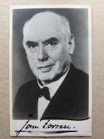 BOKEN OM JOHN FORSELL. Utgiven av Operan p&aring; John Forsells 70-&aring;rsdag den 6. nov. 1938. + Signerat fotografi