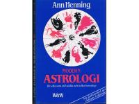 MODERN ASTROLOGI f&ouml;r alla som vill st&auml;lla och tolka horoskop. Ny datametod ger enklare tolkning