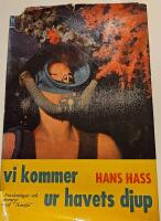 Vi kommer ur havens djup