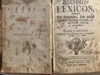 Hush&aring;ls-LEXICON hvaruti Det f&ouml;rn&auml;msta, som ang&aring;r Jordens beh&ouml;riga skj&ouml;tande, efter Alfabetisk Ordning, &auml;r sammanletat Af Carl Carleson, Lagman &ouml;fver S&ouml;demanlands Lagsagu, och Kongl.Sv. Wetensk. Acad. Medlem 