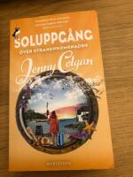 Soluppg&aring;ng &ouml;ver strandpromenaden