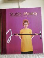 Studio Wez&auml;ta : f&auml;rgfotografiets genombrott i svensk reklam