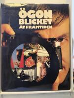 &Ouml;gonblicket &aring;t framtiden : pressfotografernas b&auml;sta 1930-1980