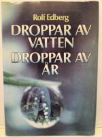 Droppar av vatten droppar av &aring;r