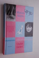 Under t&auml;cket : Om skor, hur man bor och plantor som gror, filmavtal, k&auml;rleksval, om fester och