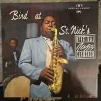 Bird at St Nick&acute;s av Charlie Parker