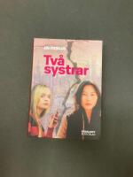 Tv&aring; systrar