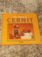 Sm&aring; figurer av cernit