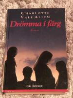 Dr&ouml;mma i f&auml;rg : [roman]