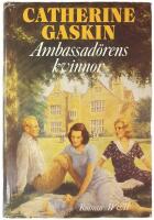 Ambassad&ouml;rens kvinnor : [roman]