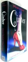 Cinder - The Lunar Chronicles - Bok 1  [svensk text]