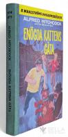 Alfred Hitchcock och Tre deckare l&ouml;ser En&ouml;gda kattens g&aring;ta