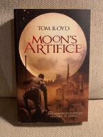 Moon&rsquo;s Artifice