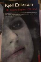 Svarta l&ouml;gner, r&ouml;tt blod