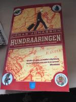 Hundra&aring;ringen som klev ut genom f&ouml;nstret och f&ouml;rsvann