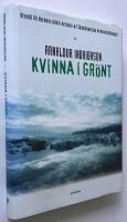 Kvinna i gr&ouml;nt