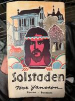 Solstaden : roman