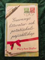 Guernseys litteratur- och potatisskalspajss&auml;llskap