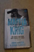 Maffiakrig : nio avr&auml;ttade m&auml;n och staden de levde i