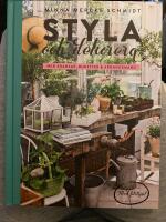 Styla och dekorera med kransar, buketter och arrangemang