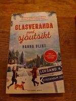 Glasveranda med sj&ouml;utsikt