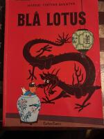 Tintins &auml;ventyr-Bl&aring; lotus