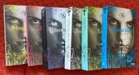 Vampire Academy 1 - 6 komplett serie 1. T&ouml;rst 2. Fruset blod 3. Skuggkysst 4. L&ouml;ftet 5. Andens kraft 6. Yttersta offret