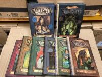 Spiderwick 1 - 5 och Bortom Spiderwick 1-3 komplett serie , 1. V&auml;ttar i v&auml;ggen 2. Stenens &ouml;ga 3. Lucindas hemlighet 4. Mulgaraths vrede 5. J&auml;rntr&auml;det Bortom Spiderwick 1. Najadens s&aring;ng 2. Ett j&auml;tteproblem 3. Ormguden