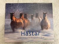 H&auml;star : uppt&auml;ck sk&ouml;nheten hos de majest&auml;tiska djuren