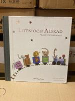 Liten och &Auml;lskad : visor vid l&auml;ggdags