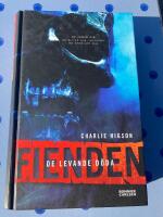 Fienden , De levande d&ouml;da