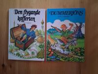 1) Den flygande kofferten, 2) Dummerj&ouml;ns
