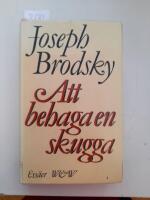 Att behaga en skugga : valda ess&auml;er