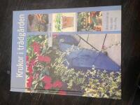 Krukor i tr&auml;dg&aring;rden