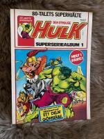 Hulk Superseriealbum 1 Ett delat g&ouml;mst&auml;lle
