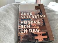 Hundra och en dag : en reportageresa